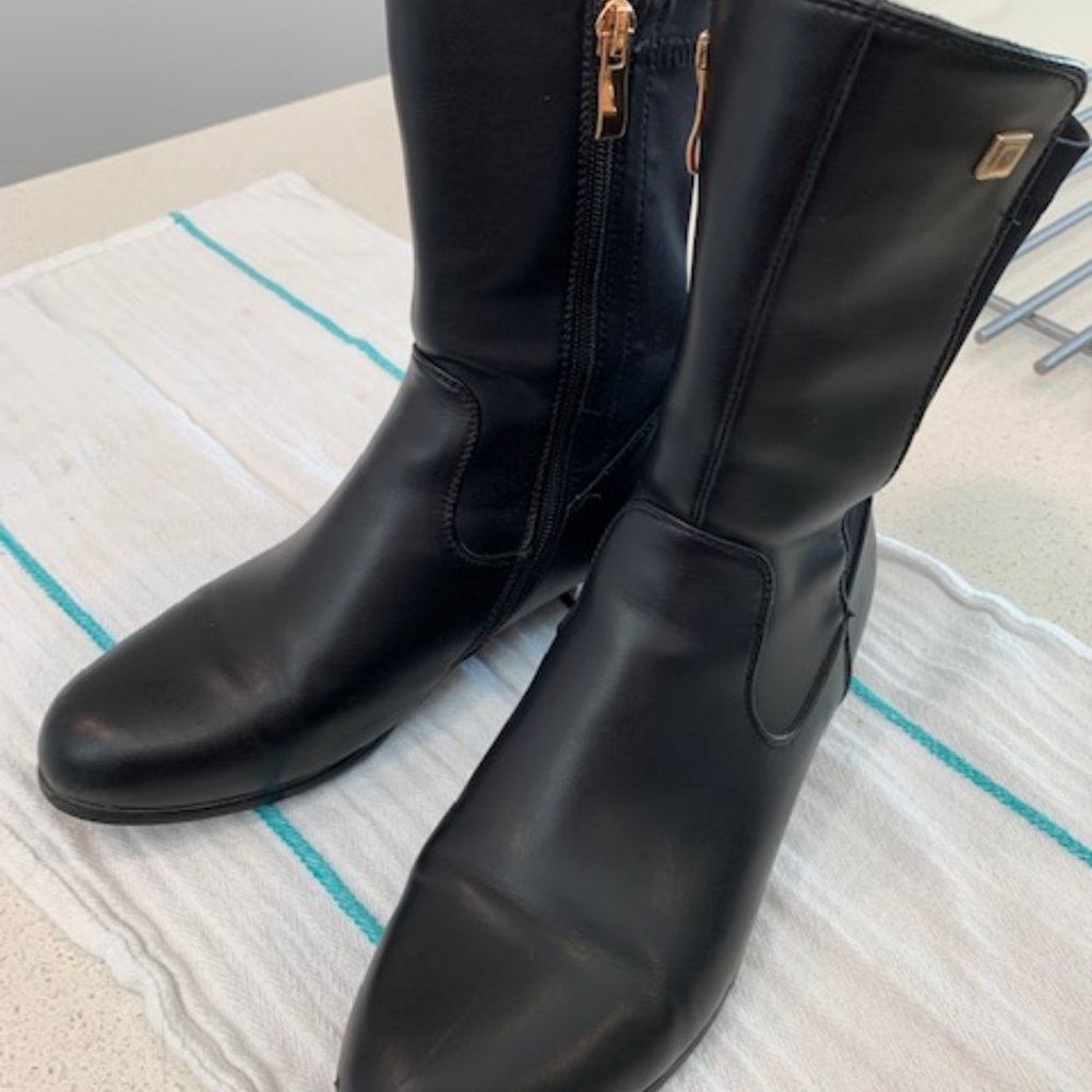 Codia Boots - Picture 3 of 3